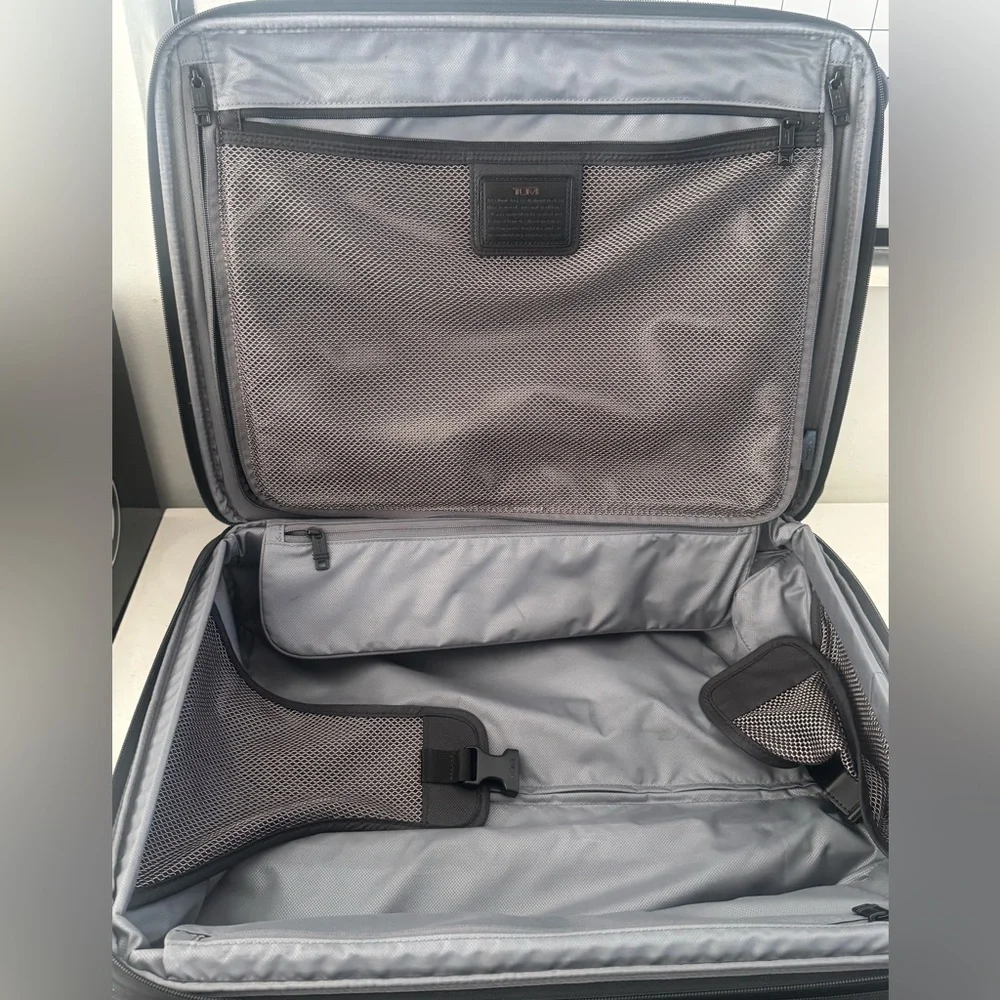 TUMI Alpha Black Rolling Carry-On Suitcase - Business Travel Spinner
